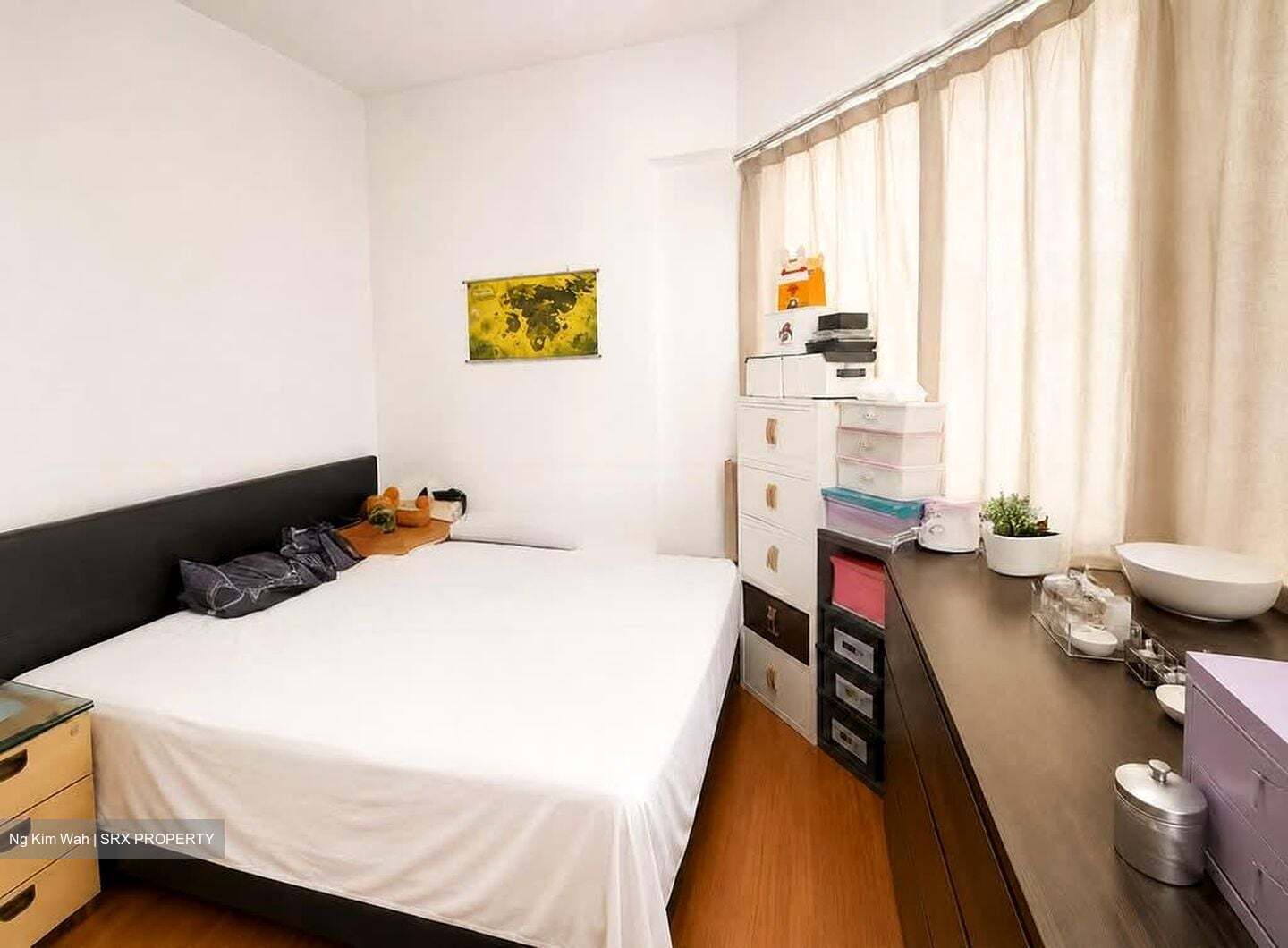 Simsville (D14), Condominium #566153611